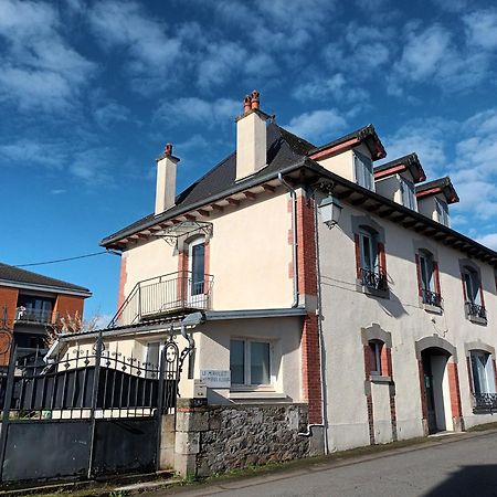 Le Miraillet, Gite Saint-Illide Zewnętrze zdjęcie