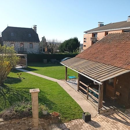 Le Miraillet, Gite Saint-Illide Zewnętrze zdjęcie