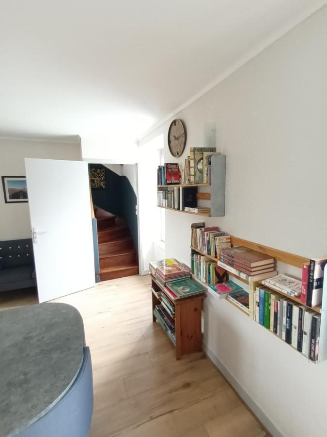 Le Miraillet, Gite Saint-Illide Zewnętrze zdjęcie